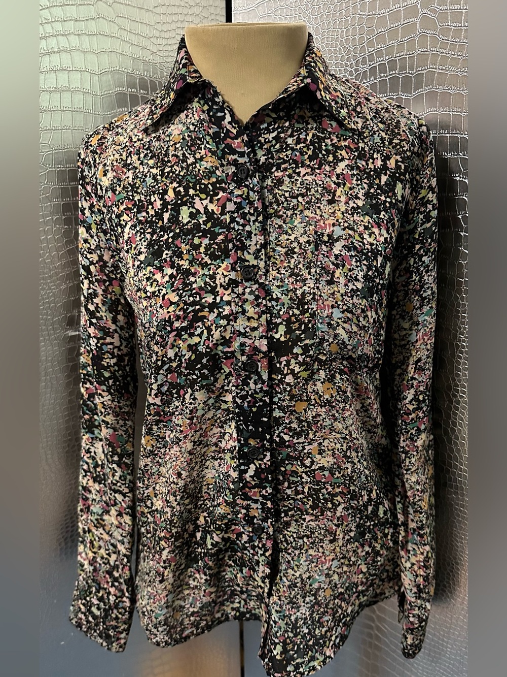 AG Adriano Goldshmied Speckled Black Button-Down Blouse with Pastel Accents
